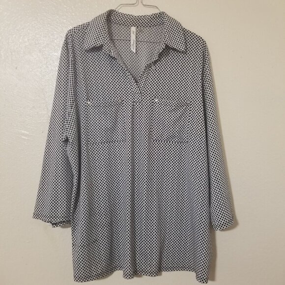 NY Collection Blouse Womens Black White Plus Size 2X Geometric Shapes - Picture 1 of 3